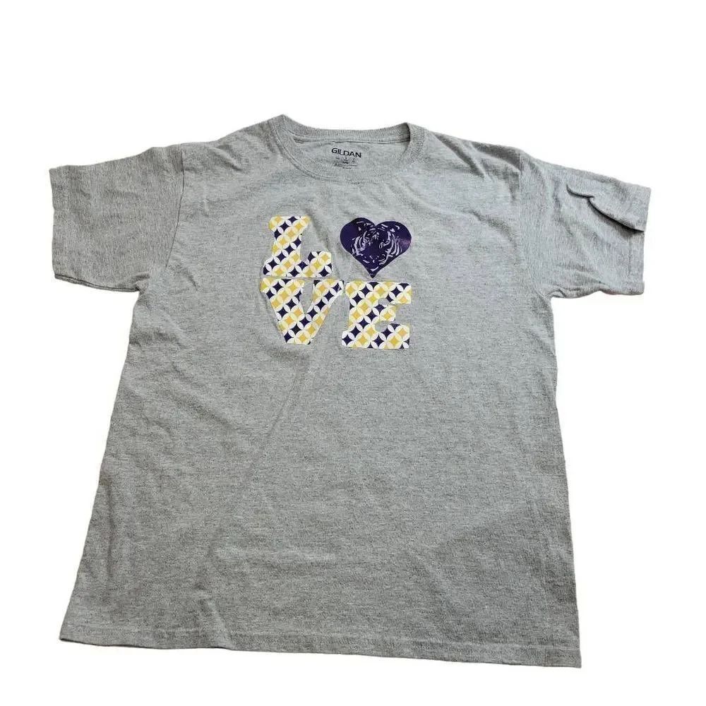 Gilden LSU Tigers Love shirt YL